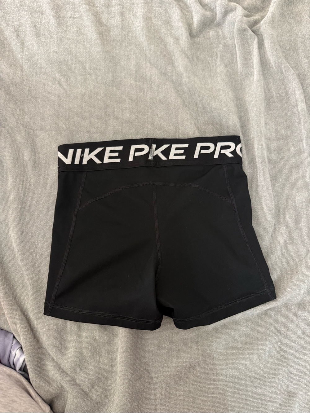 Nike Black Women’s Pro Training Bike Shorts with Logo Waistband sz S good cond